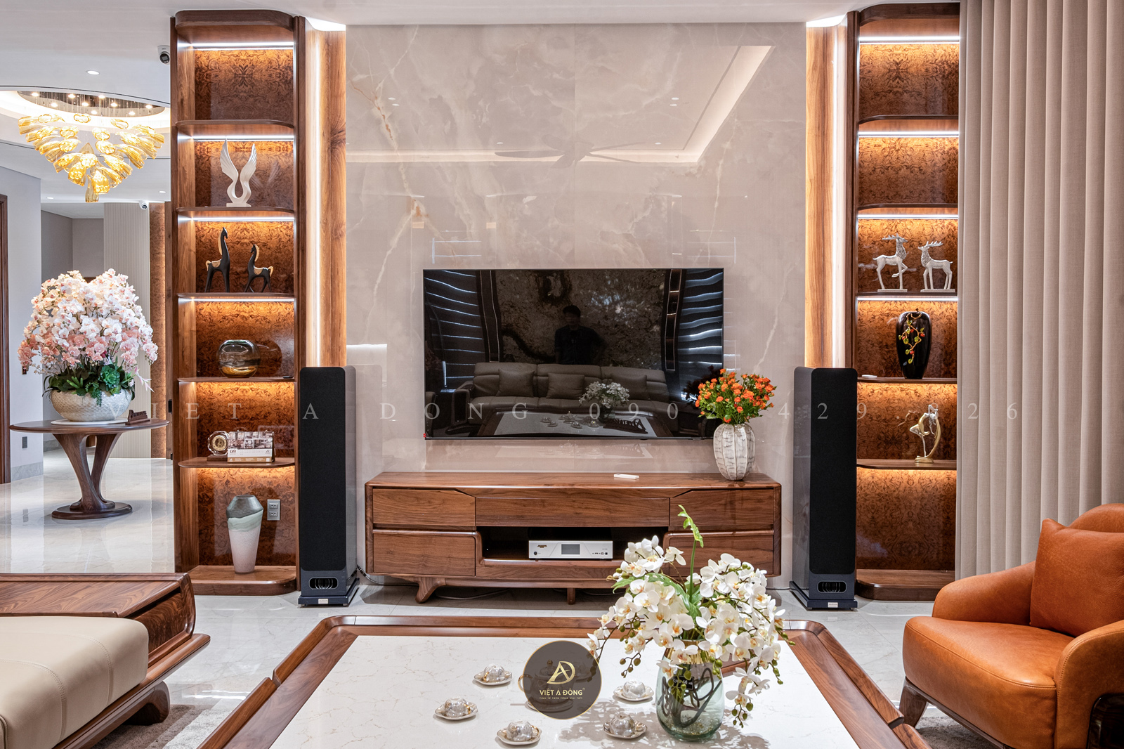 ​  Kệ tivi gỗ óc chó  ​